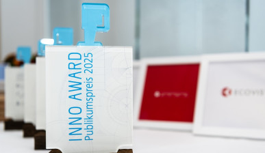 INNO AWARD Pokale (Foto: Margit Wild).